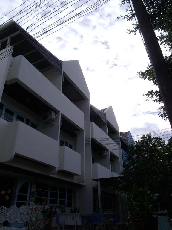 Albatross Guesthouse @ Thungwualaen Beach Pathiu Exterior foto